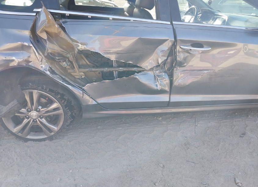 Photo 6 of 2019 Hyundai Sonata LIMITED (VIN 5NPE34AF9KH740613)