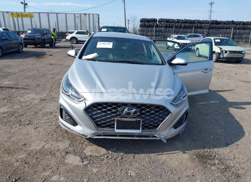 Photo 13 of 2019 Hyundai Sonata SEL (VIN 5NPE34AF9KH777242)