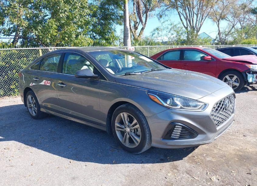2019 Hyundai Sonata SEL (VIN 5NPE34AF9KH786121) main photo