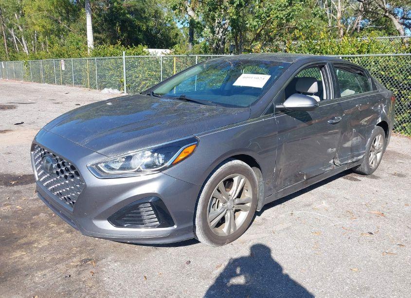 Photo 2 of 2019 Hyundai Sonata SEL (VIN 5NPE34AF9KH786121)