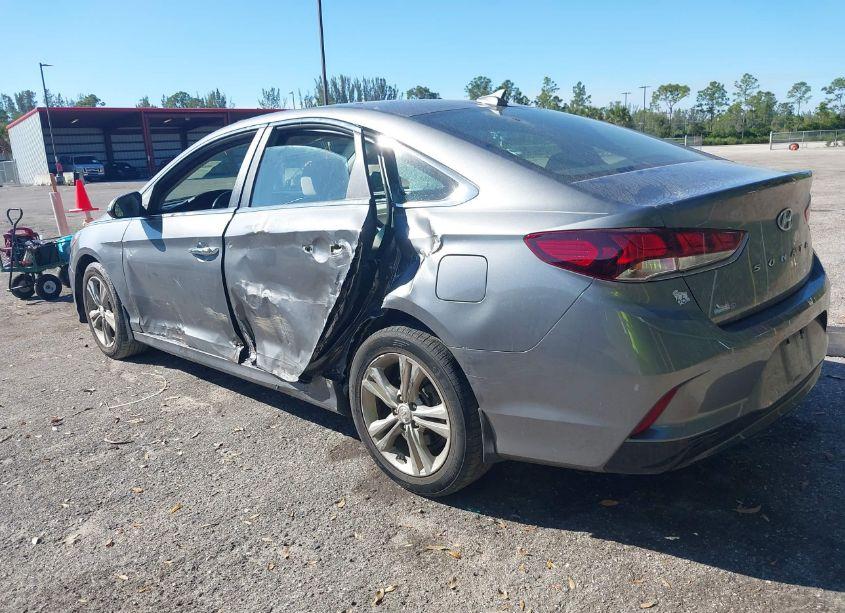 Photo 3 of 2019 Hyundai Sonata SEL (VIN 5NPE34AF9KH786121)