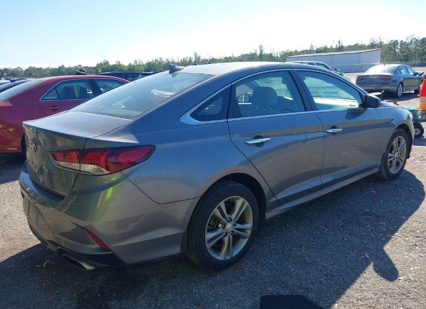 Photo 4 of 2019 Hyundai Sonata SEL (VIN 5NPE34AF9KH786121)