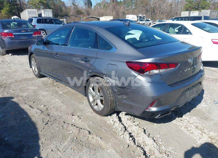 Photo 3 of 2019 Hyundai Sonata SPORT (VIN 5NPE34AF9KH795658)