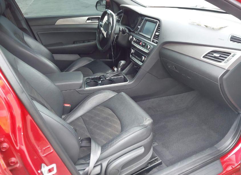 Photo 5 of 2019 Hyundai Sonata SPORT (VIN 5NPE34AF9KH808375)