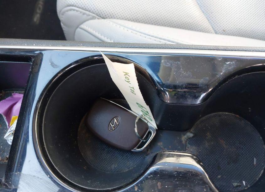 Photo 11 of 2019 Hyundai Sonata LIMITED (VIN 5NPE34AF9KH813737)