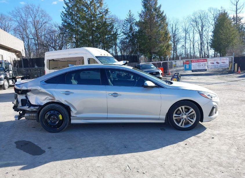 Photo 14 of 2019 Hyundai Sonata LIMITED (VIN 5NPE34AF9KH813737)