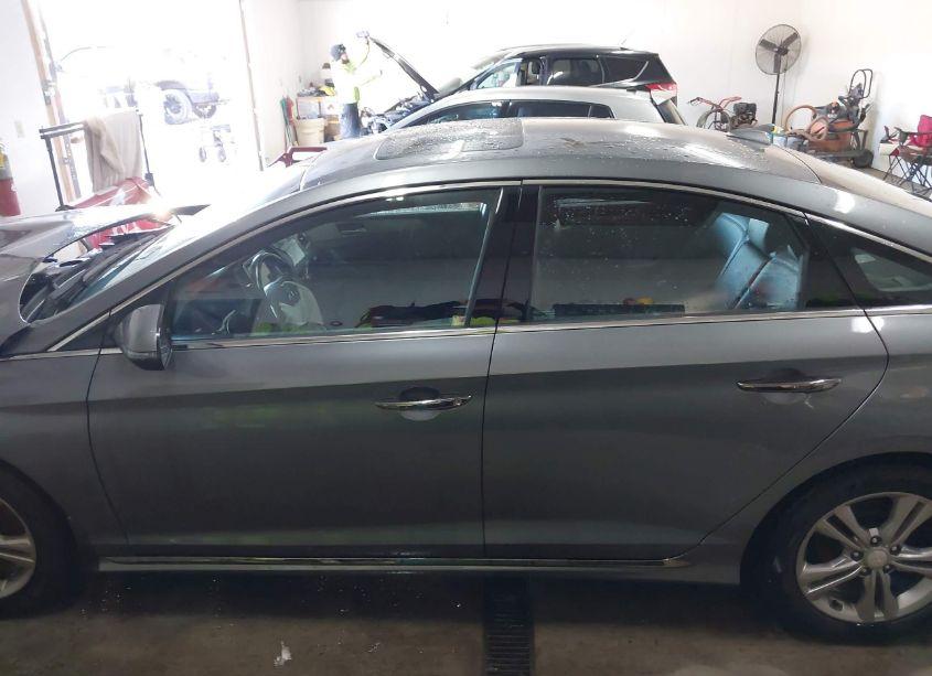 Photo 15 of 2019 Hyundai Sonata SPORT (VIN 5NPE34AF9KH815374)