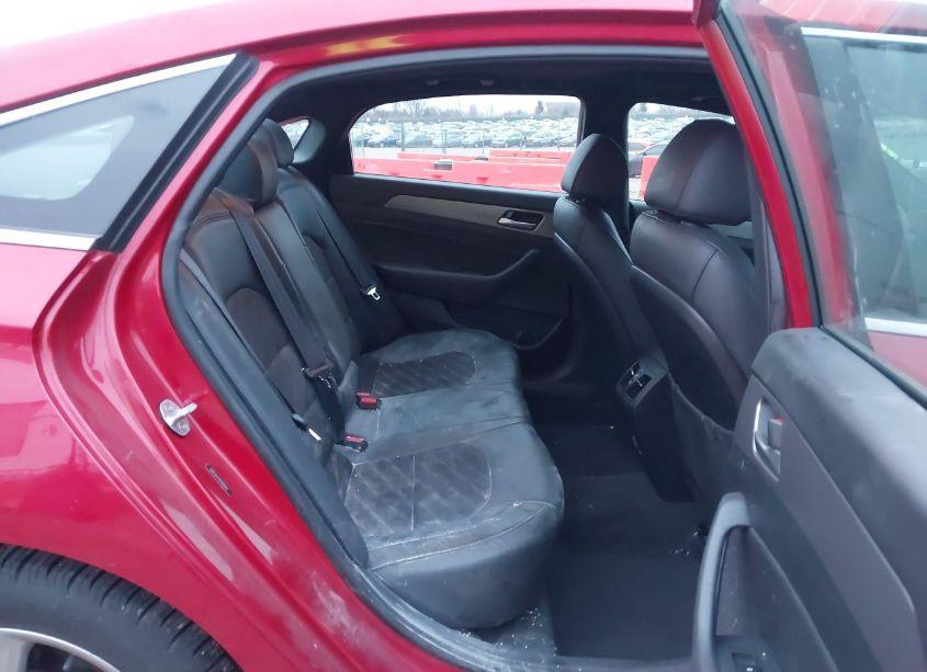 Photo 8 of 2019 Hyundai Sonata LIMITED/SEL/SPORT (VIN 5NPE34AF9KH820459)