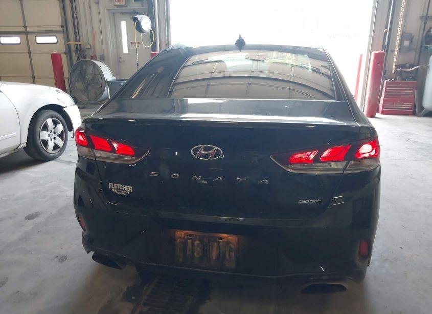 Photo 16 of 2019 Hyundai Sonata SPORT (VIN 5NPE34AF9KH822048)