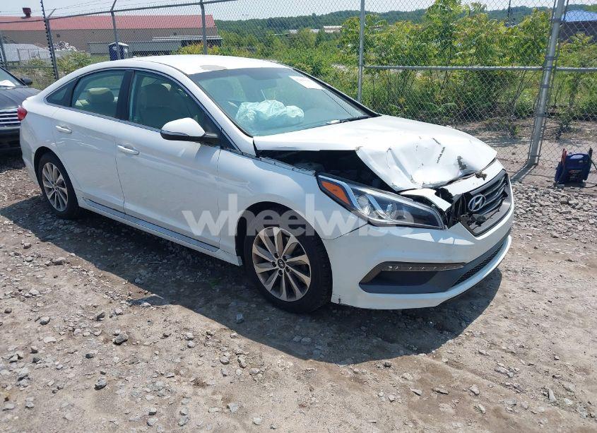 2015 Hyundai Sonata SPORT (VIN 5NPE34AFXFH032702) main photo