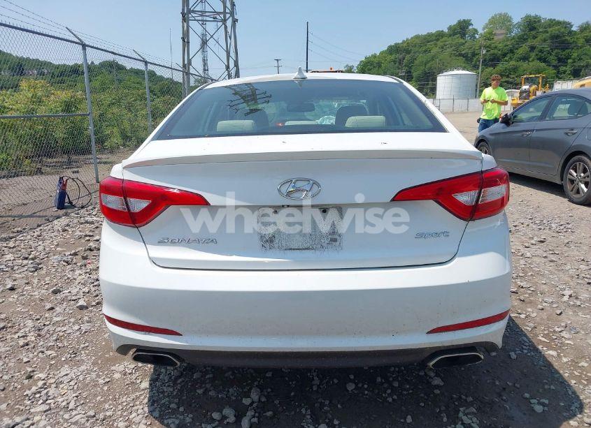 Photo 16 of 2015 Hyundai Sonata SPORT (VIN 5NPE34AFXFH032702)
