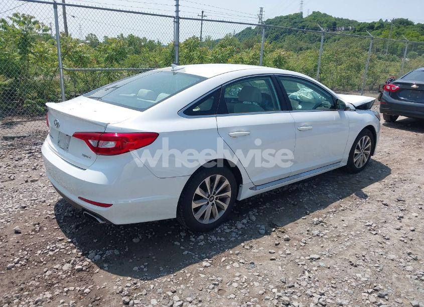Photo 4 of 2015 Hyundai Sonata SPORT (VIN 5NPE34AFXFH032702)