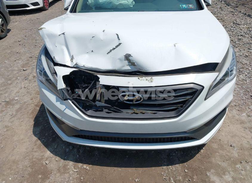 Photo 6 of 2015 Hyundai Sonata SPORT (VIN 5NPE34AFXFH032702)