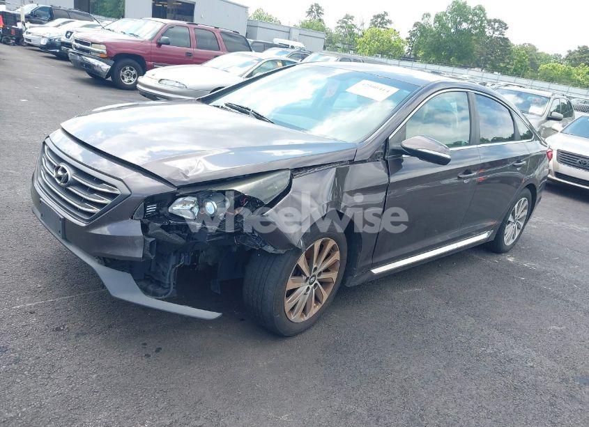 Photo 2 of 2015 Hyundai Sonata SPORT (VIN 5NPE34AFXFH033106)
