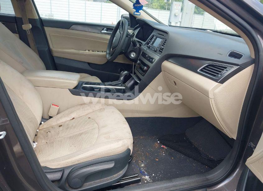 Photo 5 of 2015 Hyundai Sonata SPORT (VIN 5NPE34AFXFH033106)