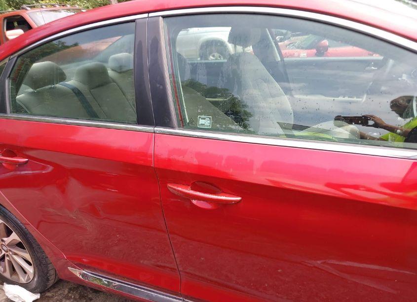 Photo 13 of 2015 Hyundai Sonata SPORT (VIN 5NPE34AFXFH034966)