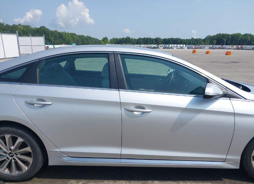 Photo 14 of 2015 Hyundai Sonata SPORT (VIN 5NPE34AFXFH044767)
