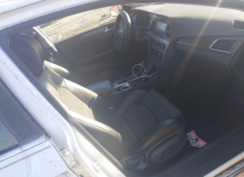 Photo 5 of 2015 Hyundai Sonata SPORT (VIN 5NPE34AFXFH076361)