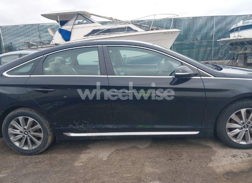 Photo 13 of 2015 Hyundai Sonata SPORT (VIN 5NPE34AFXFH085075)