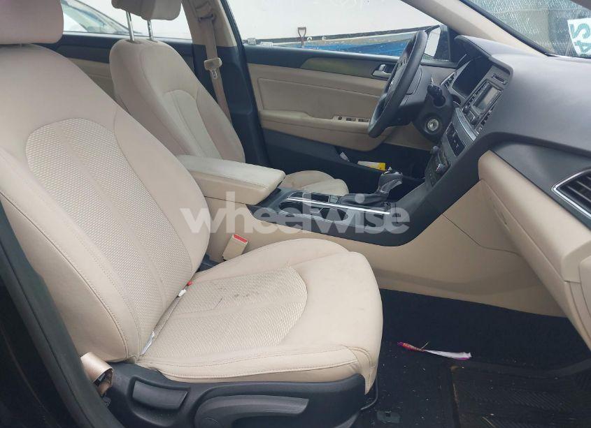 Photo 5 of 2015 Hyundai Sonata SPORT (VIN 5NPE34AFXFH085075)