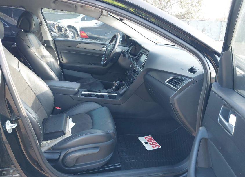 Photo 5 of 2015 Hyundai Sonata SPORT (VIN 5NPE34AFXFH089708)