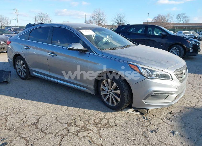 2015 Hyundai Sonata SPORT (VIN 5NPE34AFXFH112470) main photo