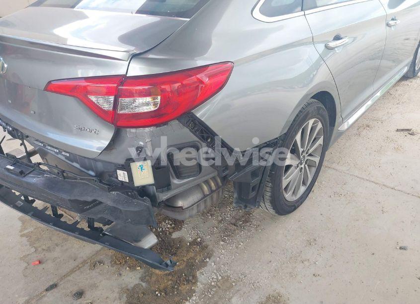 Photo 13 of 2015 Hyundai Sonata SPORT (VIN 5NPE34AFXFH113229)