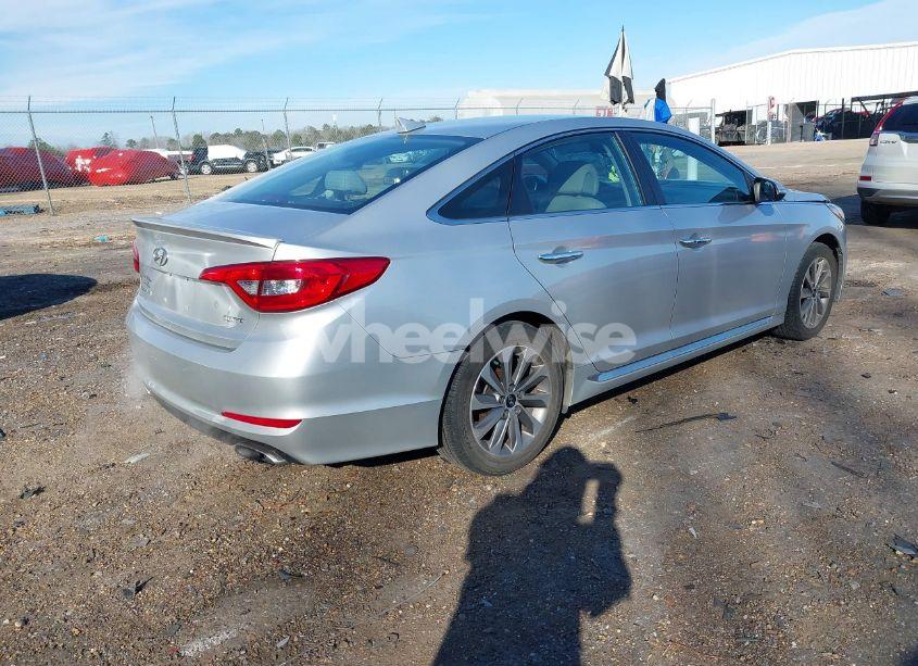 Photo 4 of 2015 Hyundai Sonata SPORT (VIN 5NPE34AFXFH138308)