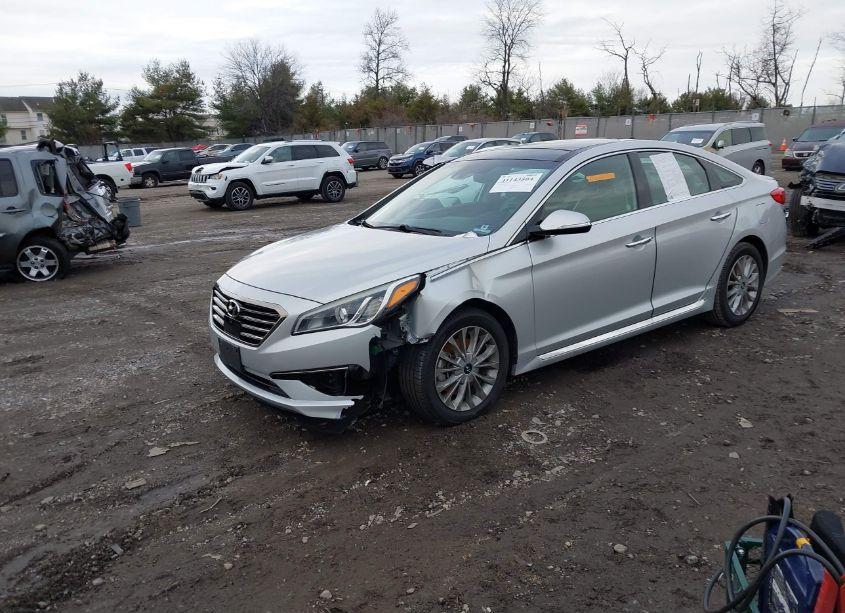Photo 2 of 2015 Hyundai Sonata LIMITED (VIN 5NPE34AFXFH198122)