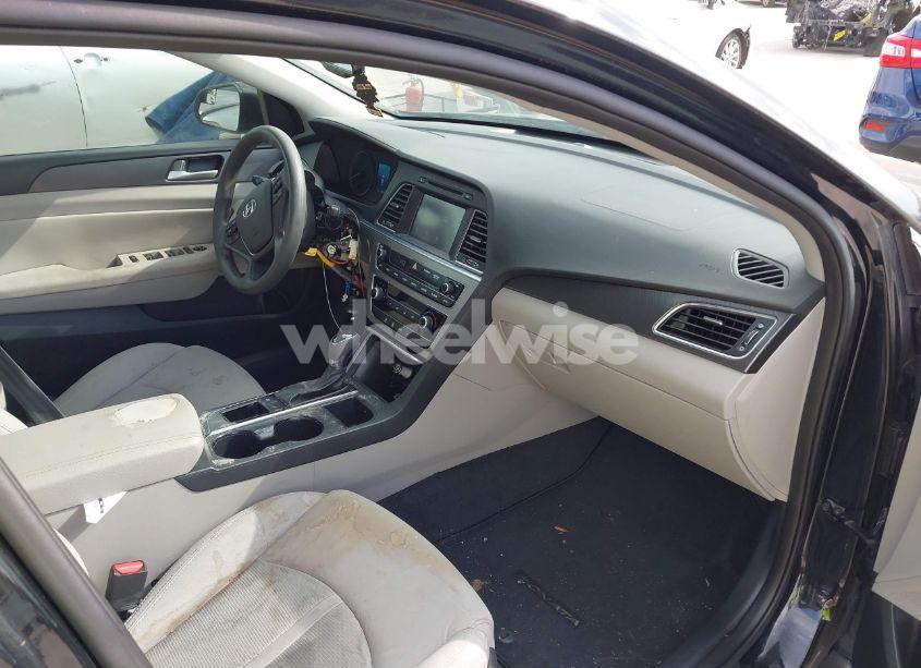 Photo 5 of 2016 Hyundai Sonata SPORT (VIN 5NPE34AFXGH273550)