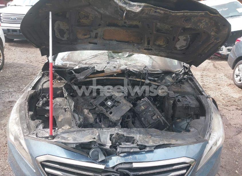 Photo 10 of 2016 Hyundai Sonata LIMITED (VIN 5NPE34AFXGH301928)