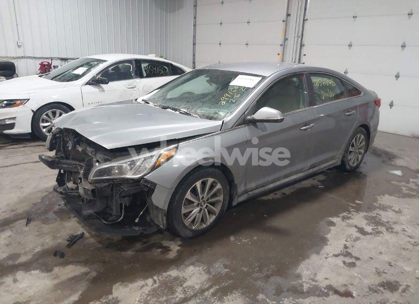 Photo 2 of 2016 Hyundai Sonata SPORT (VIN 5NPE34AFXGH331933)