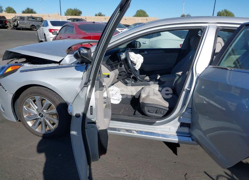 Photo 5 of 2016 Hyundai Sonata SPORT (VIN 5NPE34AFXGH371459)