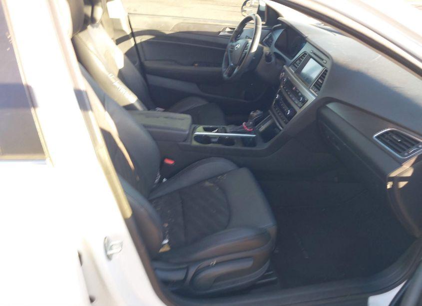 Photo 5 of 2016 Hyundai Sonata SPORT (VIN 5NPE34AFXGH395048)
