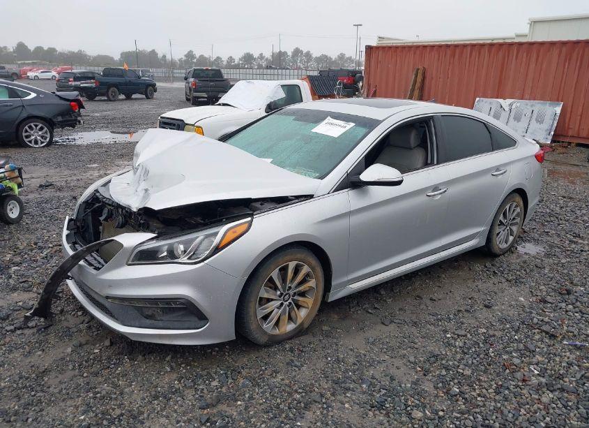Photo 2 of 2016 Hyundai Sonata SPORT (VIN 5NPE34AFXGH401995)