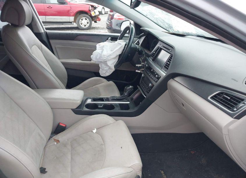 Photo 5 of 2016 Hyundai Sonata SPORT (VIN 5NPE34AFXGH401995)