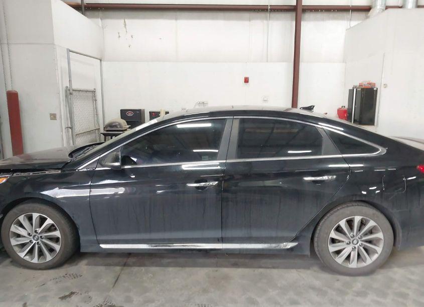 Photo 15 of 2016 Hyundai Sonata SPORT (VIN 5NPE34AFXGH432678)