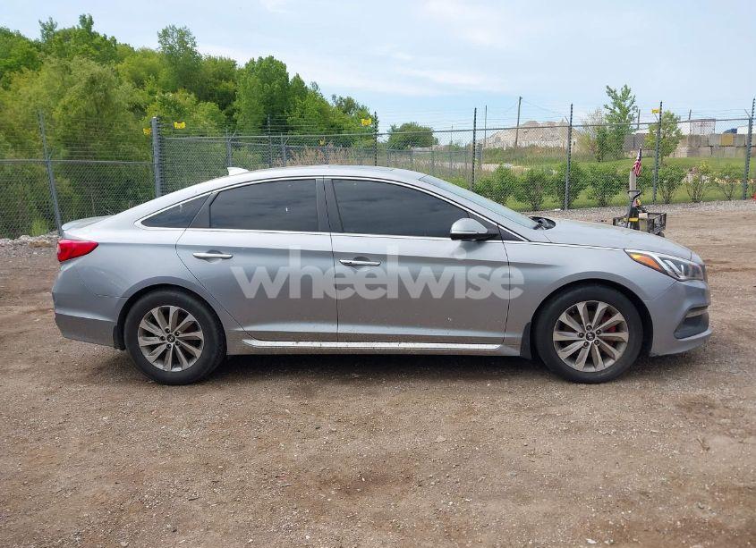 Photo 13 of 2017 Hyundai Sonata SPORT (VIN 5NPE34AFXHH437266)
