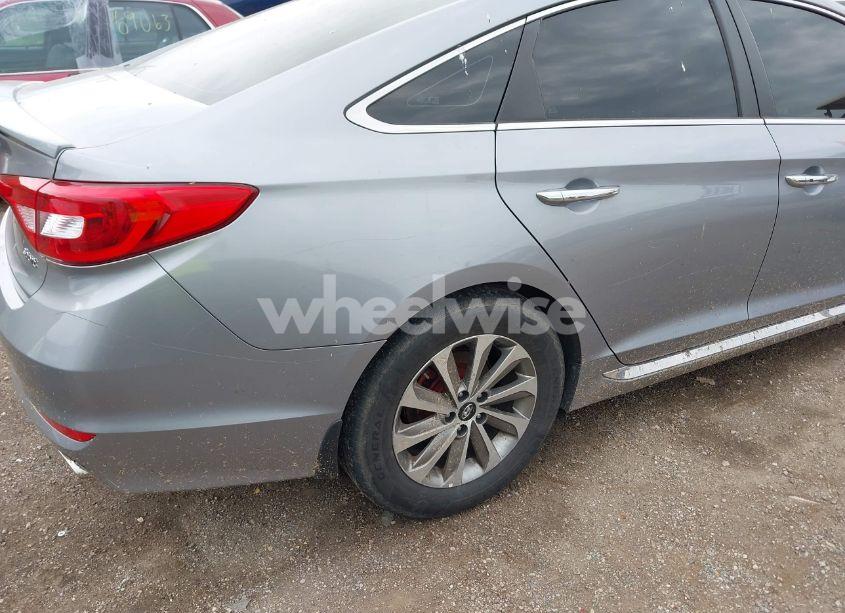 Photo 6 of 2017 Hyundai Sonata SPORT (VIN 5NPE34AFXHH437266)