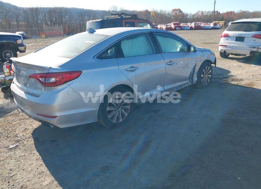 Photo 4 of 2017 Hyundai Sonata SPORT (VIN 5NPE34AFXHH437686)