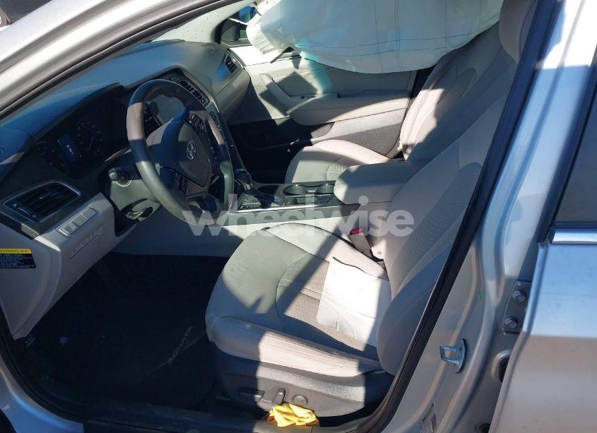 Photo 5 of 2017 Hyundai Sonata SPORT (VIN 5NPE34AFXHH437686)