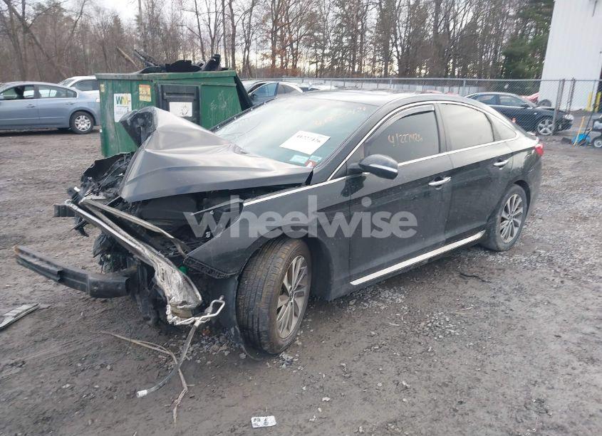 Photo 2 of 2017 Hyundai Sonata SPORT (VIN 5NPE34AFXHH438448)