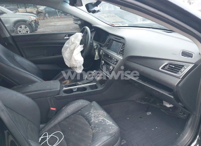 Photo 5 of 2017 Hyundai Sonata SPORT (VIN 5NPE34AFXHH438448)