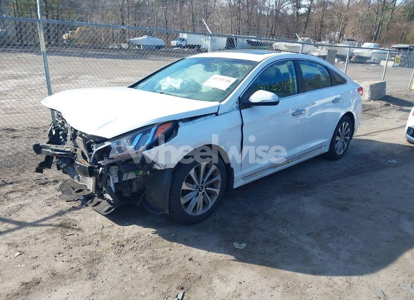 Photo 2 of 2017 Hyundai Sonata SPORT (VIN 5NPE34AFXHH468582)