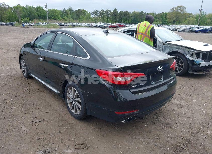 Photo 3 of 2017 Hyundai Sonata SPORT (VIN 5NPE34AFXHH485821)