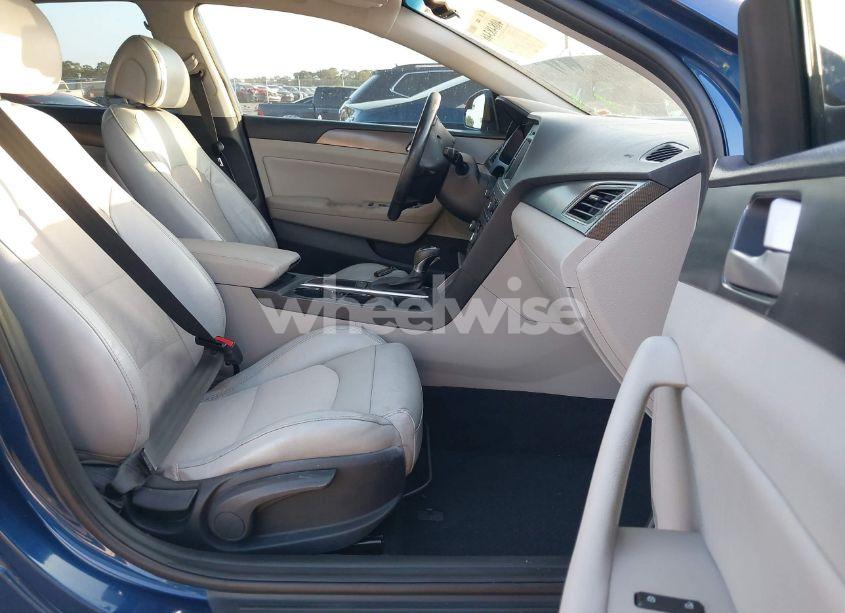 Photo 5 of 2017 Hyundai Sonata SPORT (VIN 5NPE34AFXHH490890)