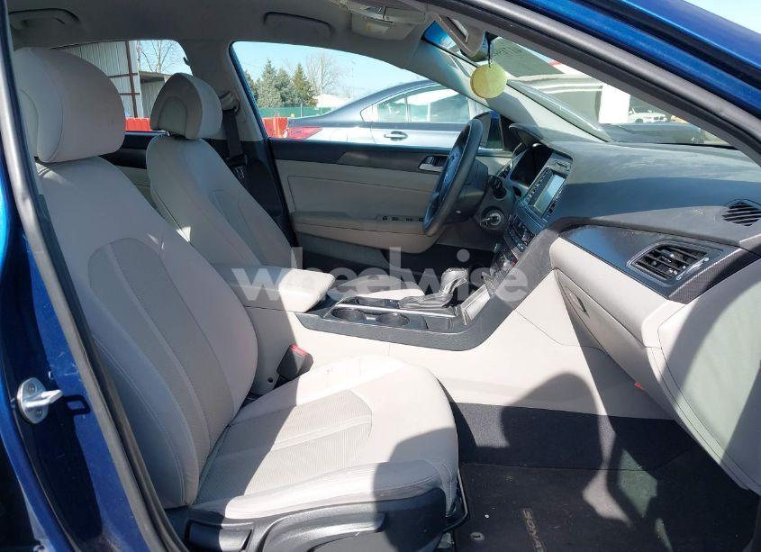 Photo 5 of 2017 Hyundai Sonata SPORT (VIN 5NPE34AFXHH520129)