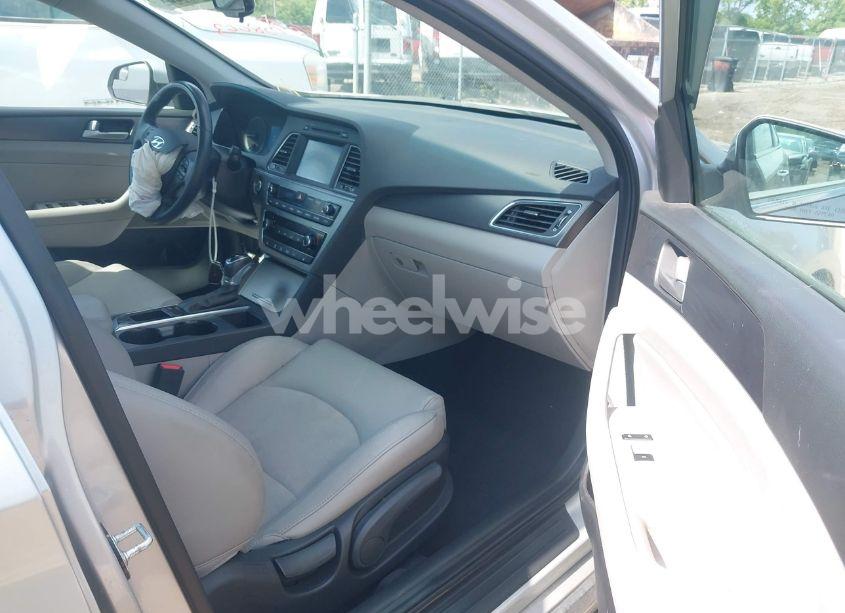 Photo 5 of 2017 Hyundai Sonata SPORT (VIN 5NPE34AFXHH585210)