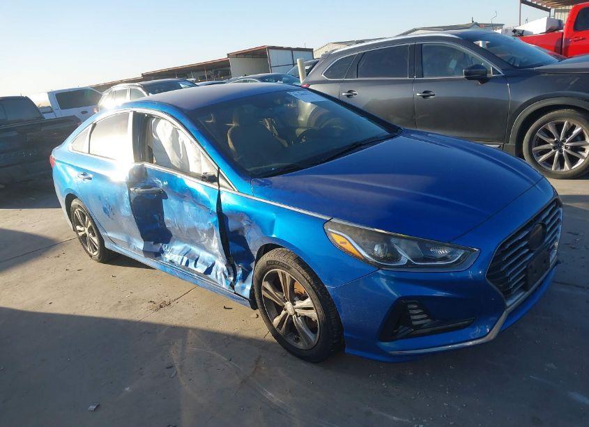 2018 Hyundai Sonata SPORT/LIMITED/SEL (VIN 5NPE34AFXJH608331) main photo