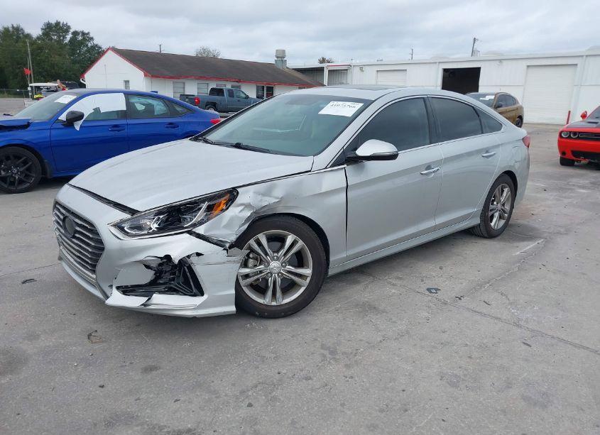Photo 2 of 2018 Hyundai Sonata LIMITED (VIN 5NPE34AFXJH609365)